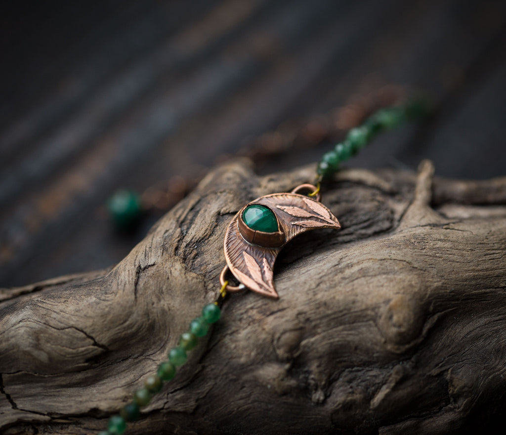 Bransoletka z lunulą, malachitem i turmalinem