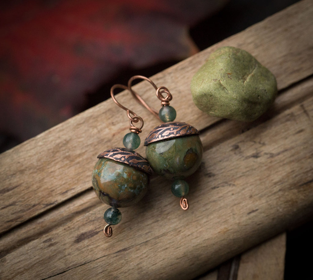 Kolczyki zielone kule riolitu z agatem mszystym i roślinnym wzorem