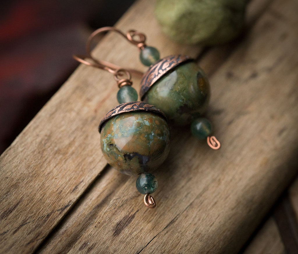 Kolczyki zielone kule riolitu z agatem mszystym i roślinnym wzorem