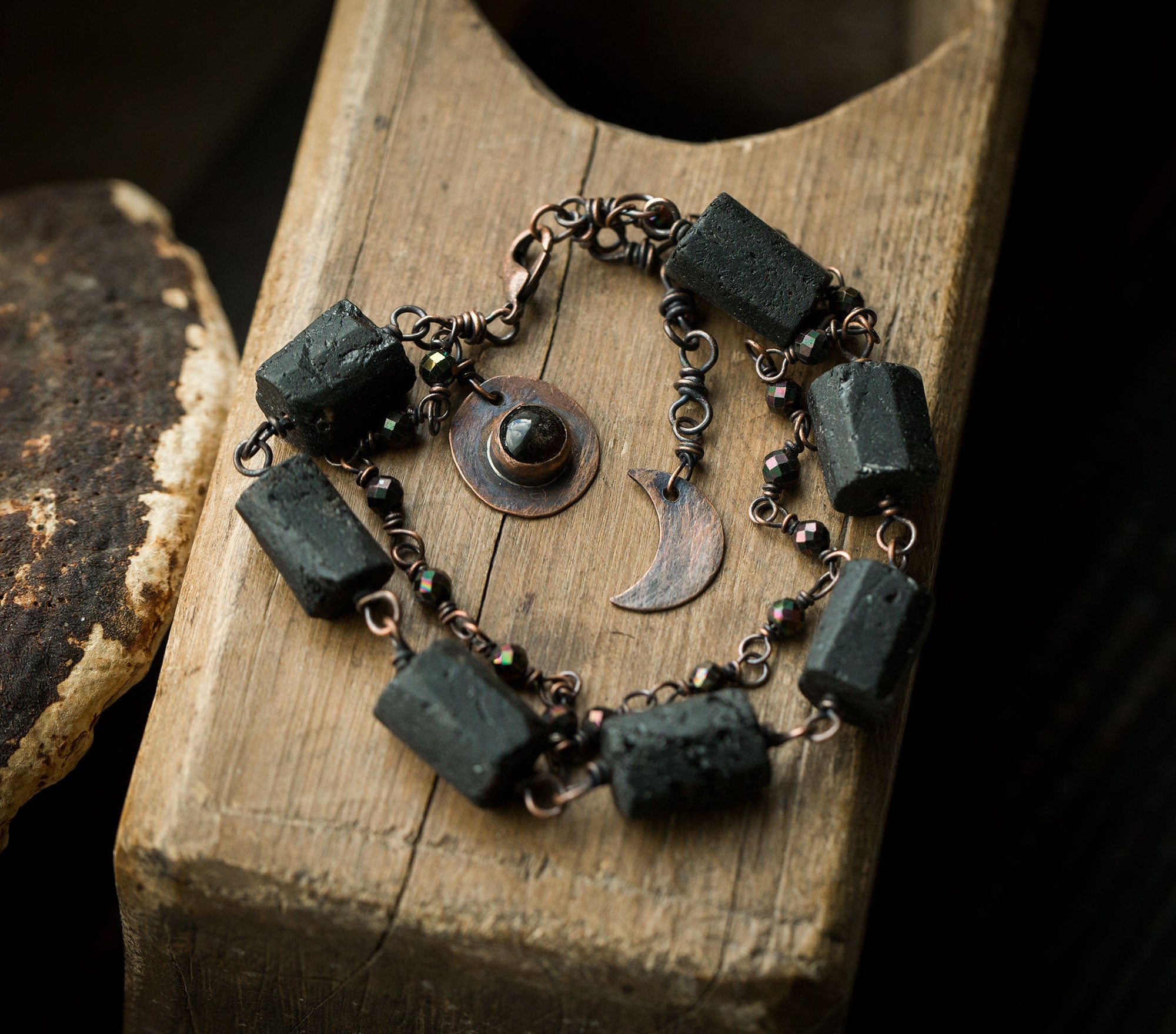 Bransoletka z czarnym turmalinem, hematytem i obsydianem