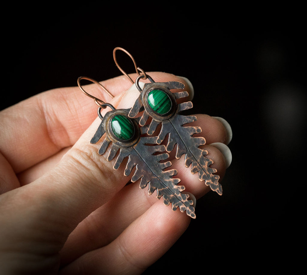 Kolczyki paprocie z malachitem