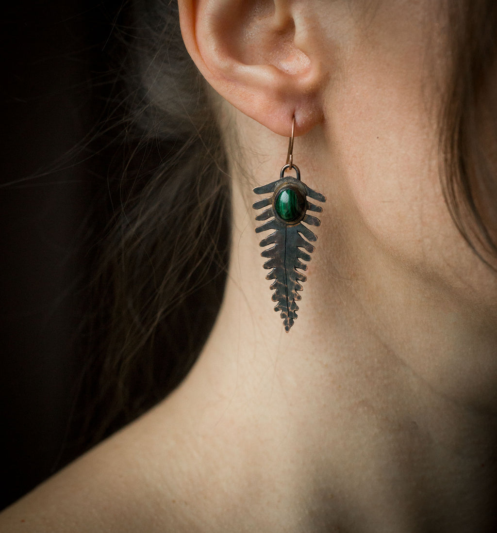 Kolczyki paprocie z malachitem