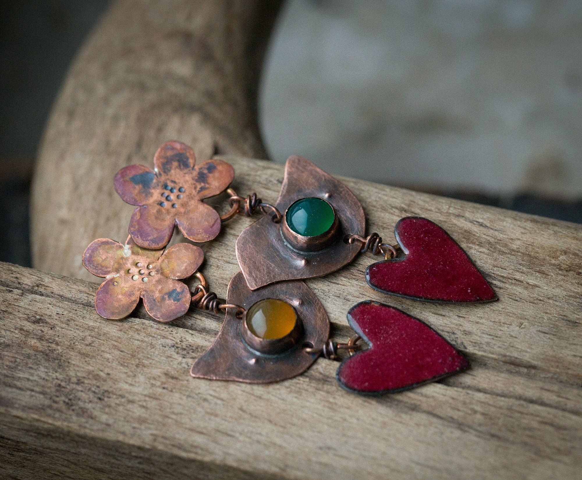 Kolczyki na sztyft kwiatki, ptaszki, serca; kolczyki z agatem