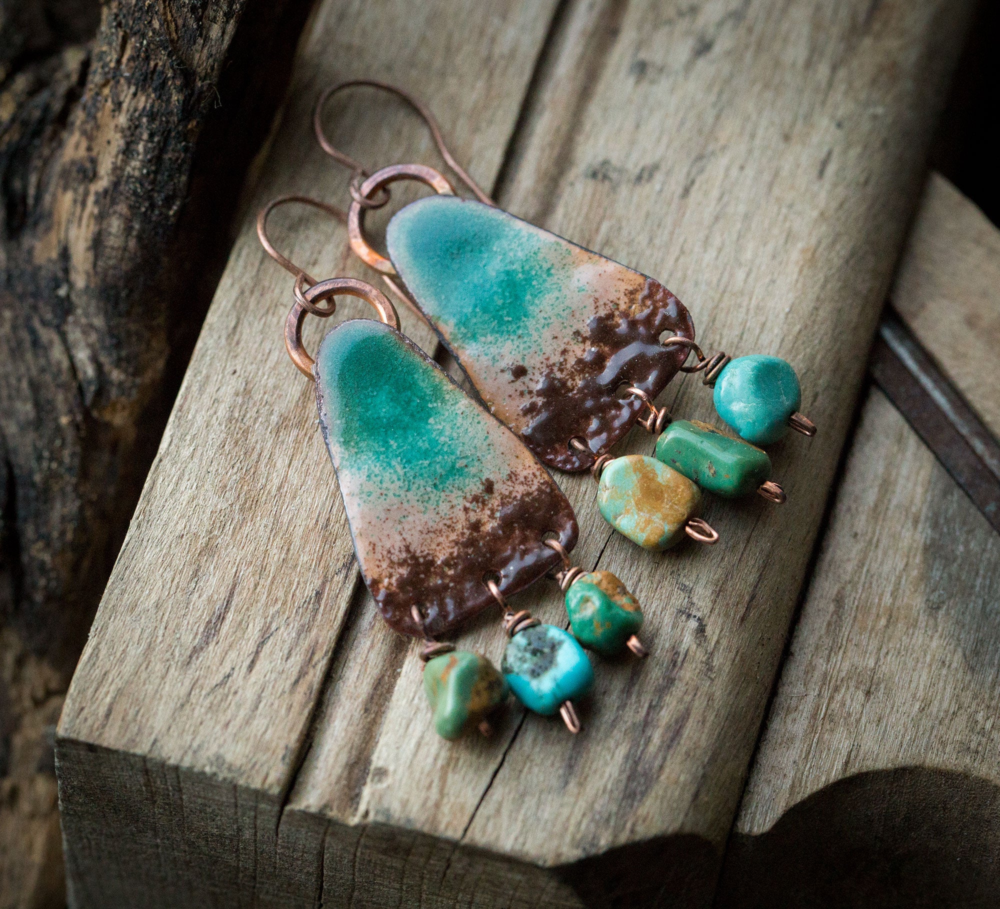 Kolczyki etniczne emaliowane z turkusem