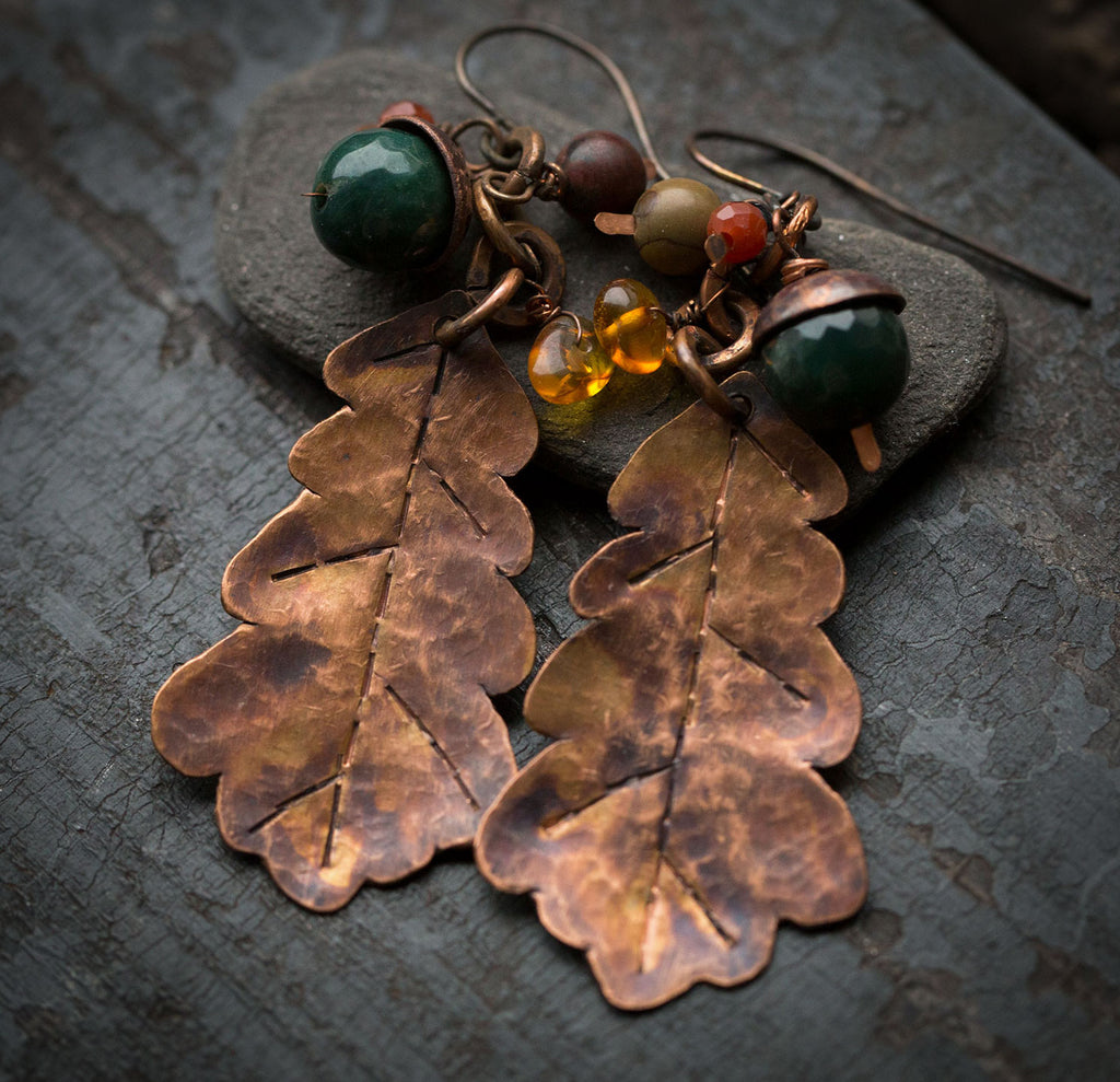 Kolczyki liście dębu, miedziane kolczyki z agatem mszystym, bursztynem, jaspisem, karneolem